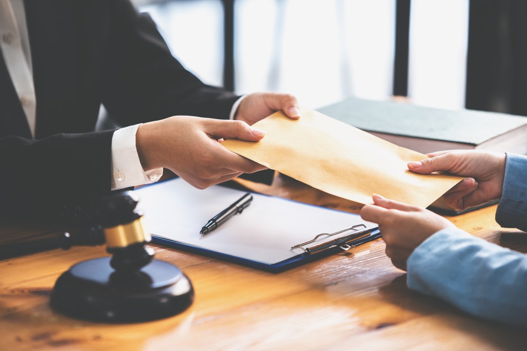 Certified Provisional Interpreter Mock Test Dialogue L3 – License Suspension&nbsp;Dilemma